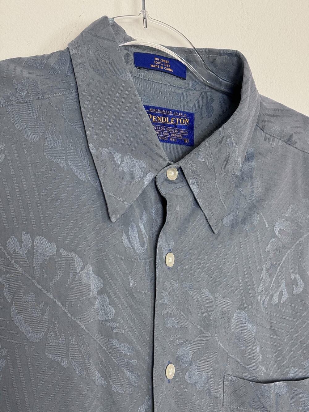 Pendleton Silk Shirt Mens Large Blue Leaf Jacquard Hawaiian Camp Short Sleeve